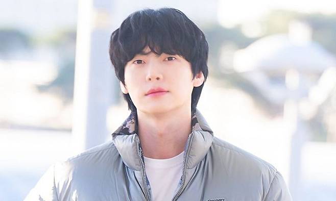 '돌싱' 안재현, 이혼 6년 만에 솔직 고백…50대에도 싱글이 편할 것 ('홈즈')