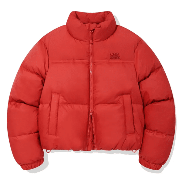 쨍한 레드 컬러의 숏다운 점퍼 21만9천원 코드그라피