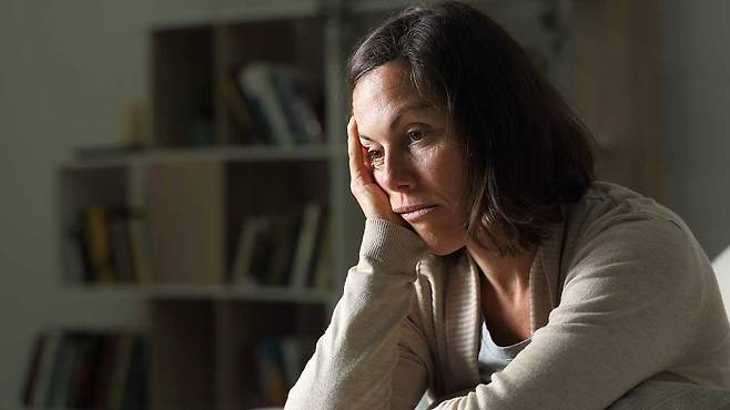 갱년기 증상은 치료와 관리가 필요한 '질환'이다|출처: 게티이미지뱅크