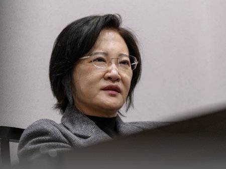 이수진 전 더불어민주당 의원은 “김병기 전 원내대표 같은 거물 수사에 시간을 끄는 경찰의 모습을 보면서 검찰 수사권을 경찰에 넘겨주는 데 앞장선 일을 반성했다”고 말했다. 김승환 객원기자