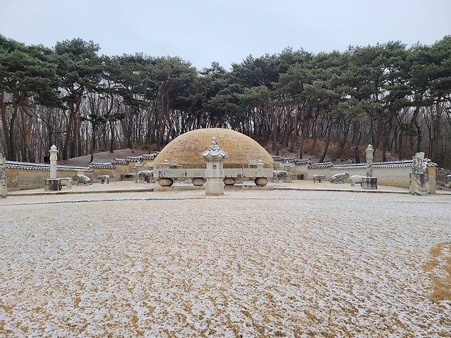 ▲ 파주 장릉 전면.