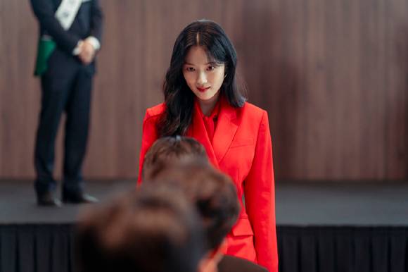 오늘부터 인간입니다만. [사진=넷플릭스]