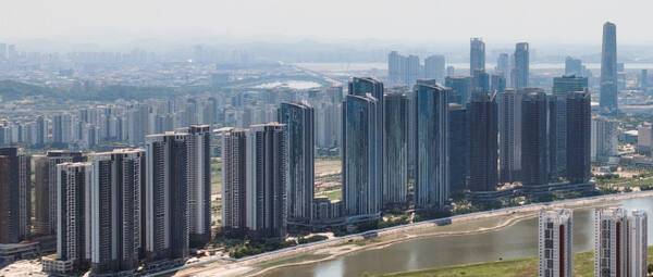 지난해 외지인들이 사들인 인천 아파트가 2만4천415가구로 2024년 2만38가구 보다 21.8% 증가했다. 이들은 주로 검단,청라, 송도 등 신도시 아파트를 매수했다. 사진은 송도국제도시 전경. 조병석기자