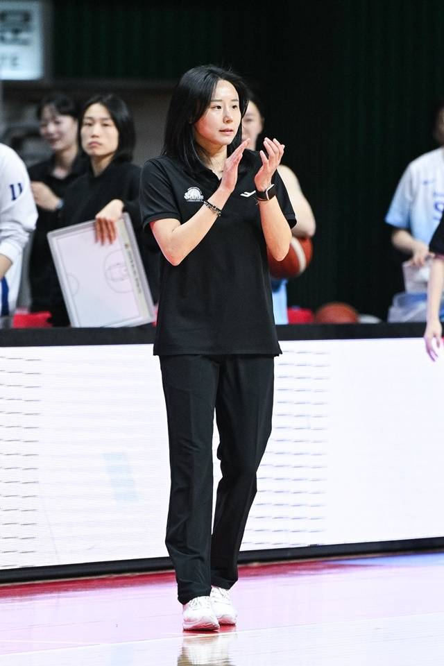 최윤아 감독. 사진=WKBL 제공
