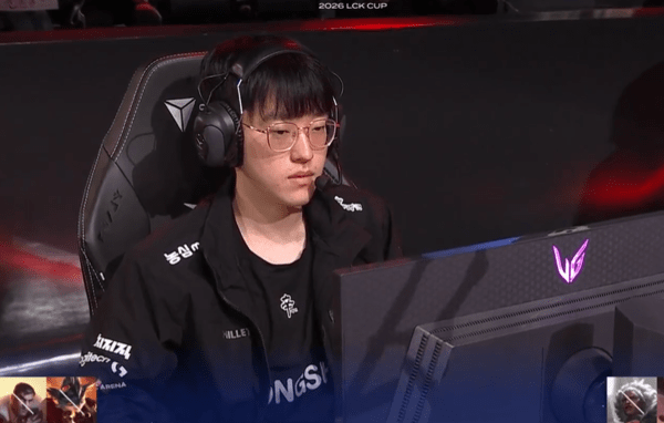 18일 농심이 서울 종로구 그랑서울 치지직 롤파크에서 열린 LCK컵 그룹 배틀서 한화생명을 2대0으로 제압했다.(▲농심 레드포스 이예찬 선수). /사진=치지칙 라이브영상 캡처