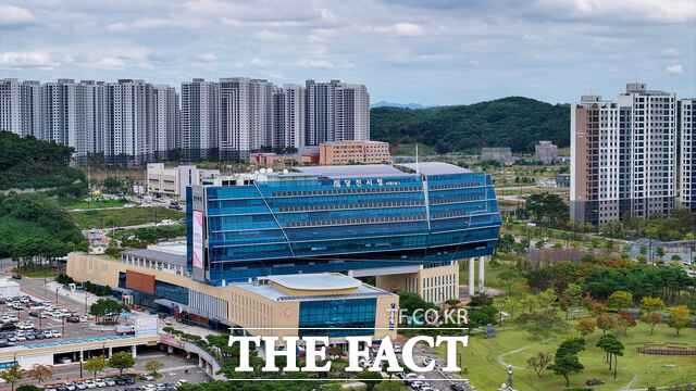 충남 당진시청 전경. /당진시