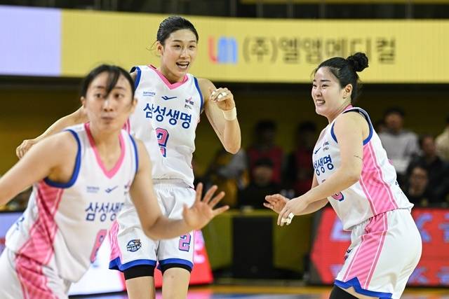 삼성생명 선수단. 사진=WKBL 제공