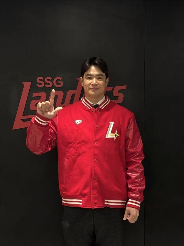 이번 비시즌 SSG로 이적한 김재환. 사진=SSG 제공