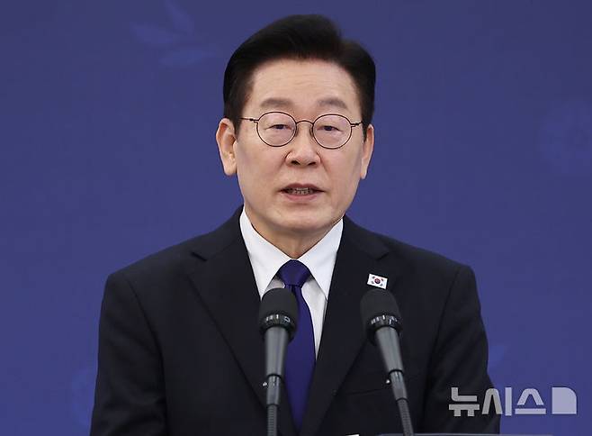 [서울=뉴시스] 최동준 기자 = 이재명 대통령이 19일 청와대에서 조르자 멜로니 이탈리아 총리와 한-이탈리아 공동언론발표를 하고 있다. 2026.01.19. photocdj@newsis.com
