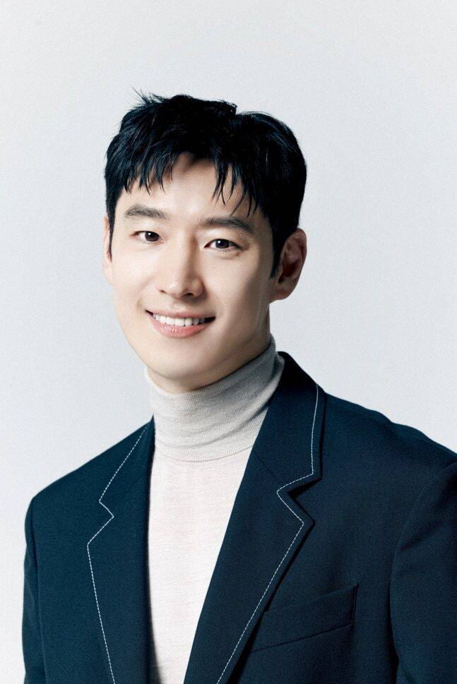 배우 이제훈. 컴퍼니온