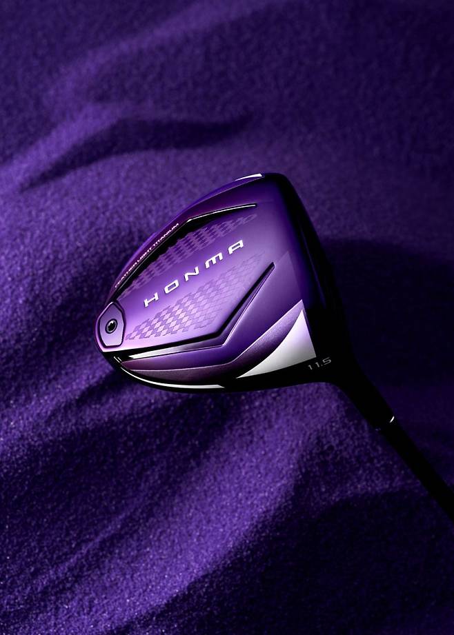 혼마 비즐4 여성용 제품.혼마골프 제공