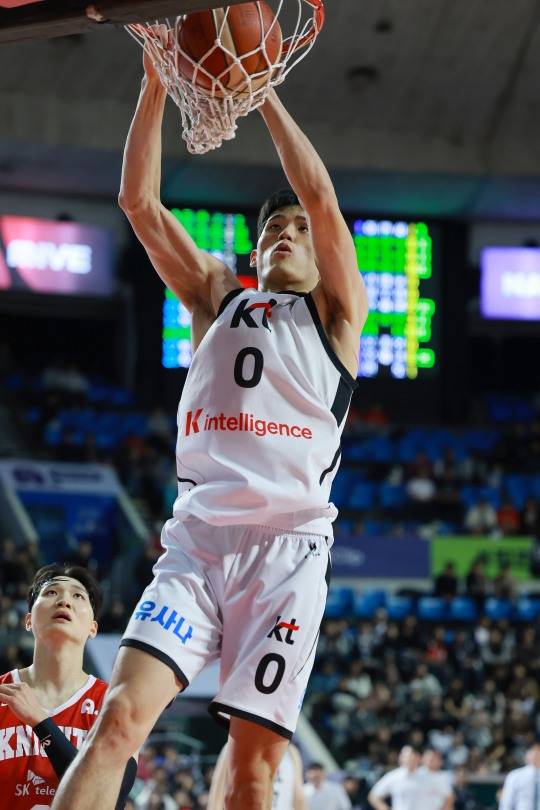 하윤기 덩크슛. 사진[연합뉴스]