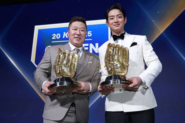 삼성 라이온즈 최형우와 구자욱./삼성 라이온즈