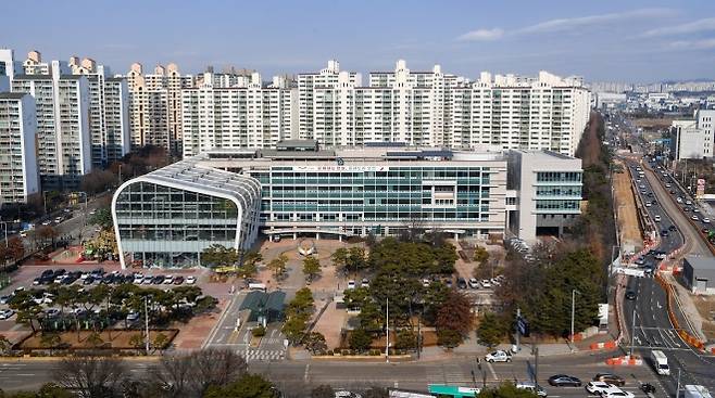 오산시청사 전경