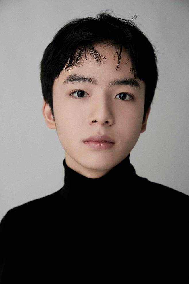 문우진. MYM엔터테인먼트