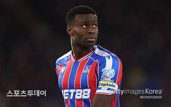 맨시티, 잉글랜드 대표팀 수비수 게히 영입…이적료 396억 원+계약 기간 5년 반