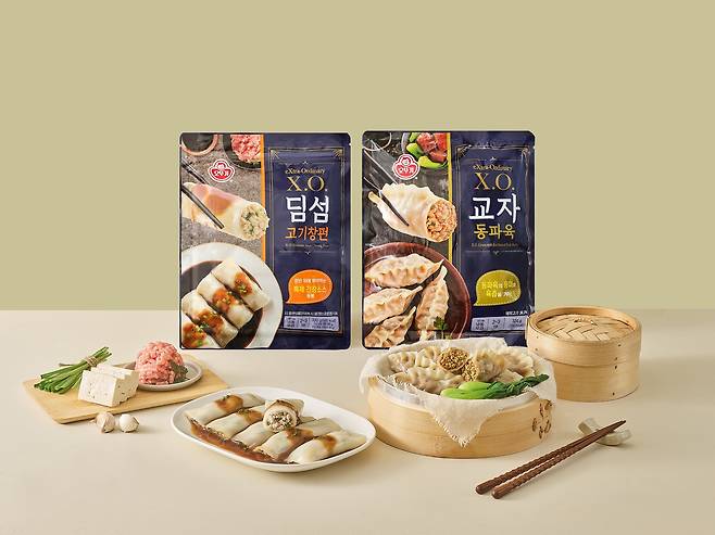 오뚜기 X.O. 딤섬 고기창펀과 교자 동파육(오뚜기 제공)