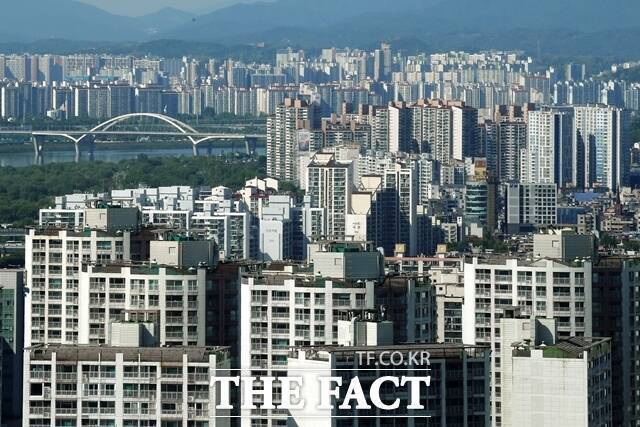주요 건설사들이 1월부터 도시정비사업 마수걸이 수주 소식을 알렸다. /더팩트 DB