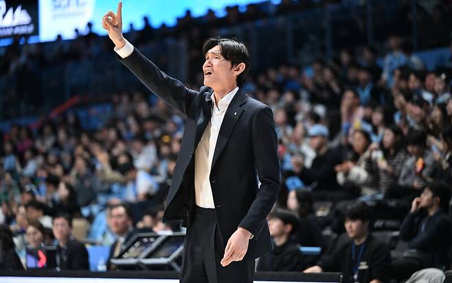 [BK 프리뷰] 같은 기억이 있는 DB-KCC, 하락세 끊어낼 팀은?