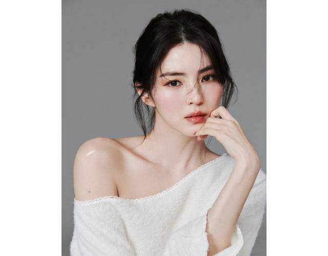 한소희가 자신의 생각을 담담하게 고백했다. 9아토엔터테인먼트 제공