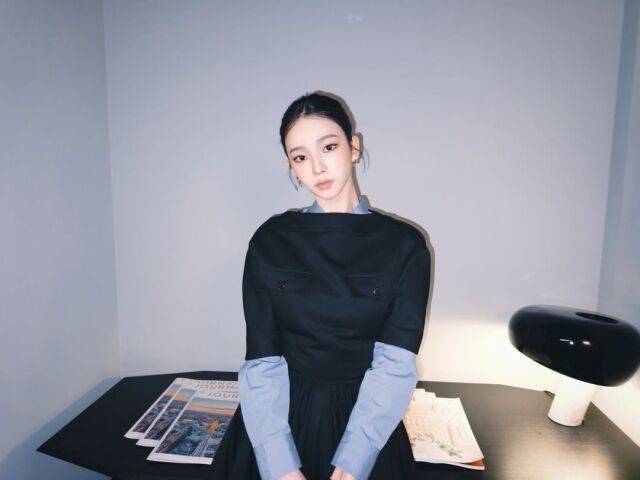 카리나가 AI같은 미모를 보여줬다. / 카리나 인스타그램