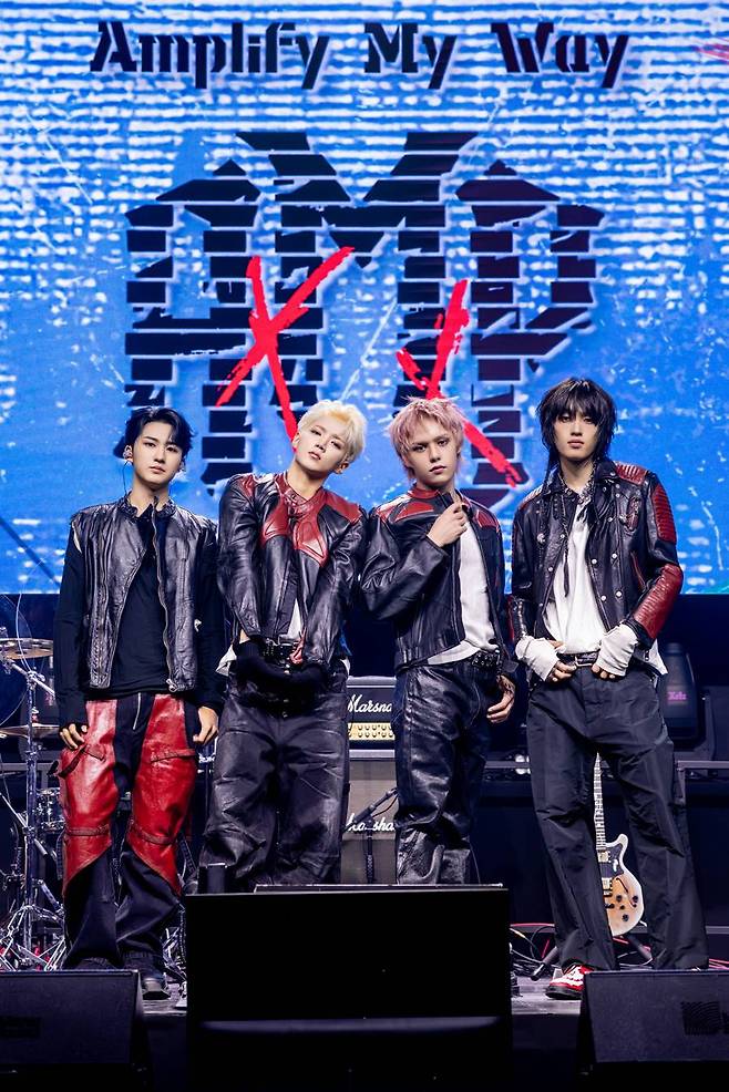 에이엠피 타이틀곡 처음 듣고 소리 질러…새로운 에너지 느낄 수 있을 것