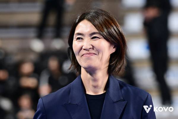 지난 18일 IBK기업은행과의 경기에서 승리한 인천 흥국생명 핑크스파이더스 요시하라 감독. /KOVO 제공