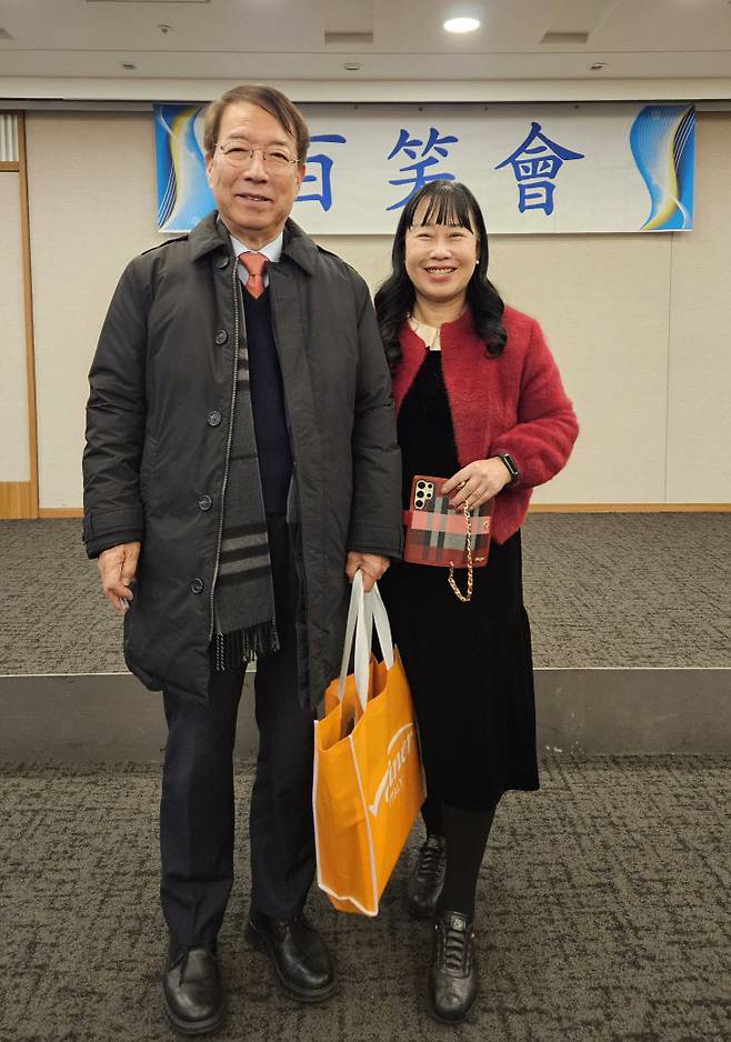 정운찬 동반성장연구소 이사장( 전 국무총리. 전 서울대 총장)과 필자