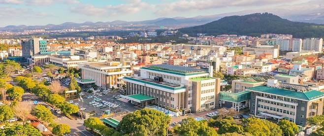 제주도청 전경.