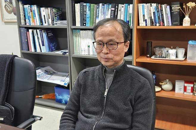 김용석 가천대학교 반도체대학 석좌교수 / 사진=고명훈 기자