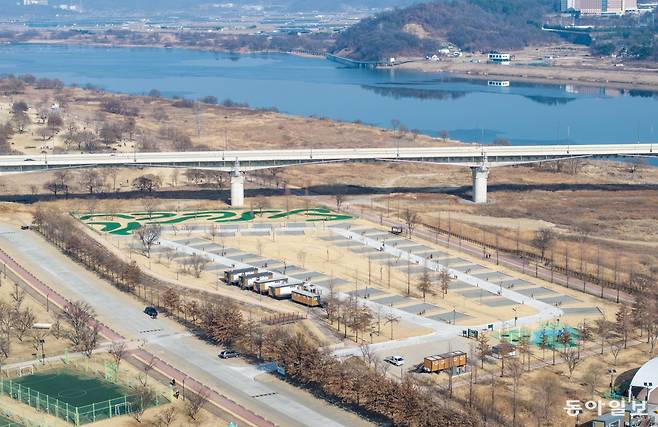 최근 드론을 이용해 촬영한 경북 구미시 양호동 낙동강 제2캠핑장의 전경. 구미시 제공