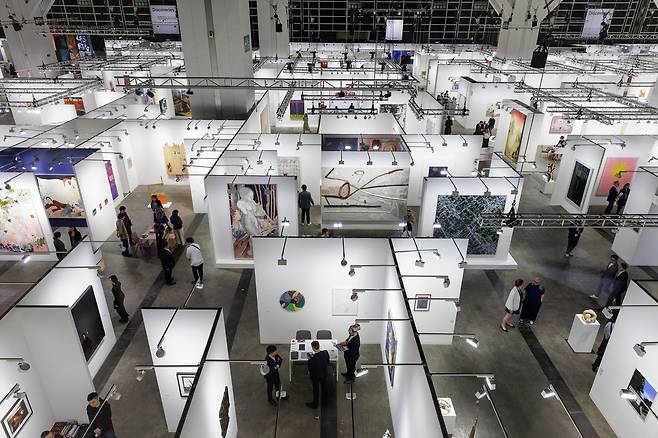 Booths at Art Basel Hong Kong's 2025 edition which ran from March 26 to 30 at the Hnog Kong Convention and Exhbition Centre. [ART BASEL]