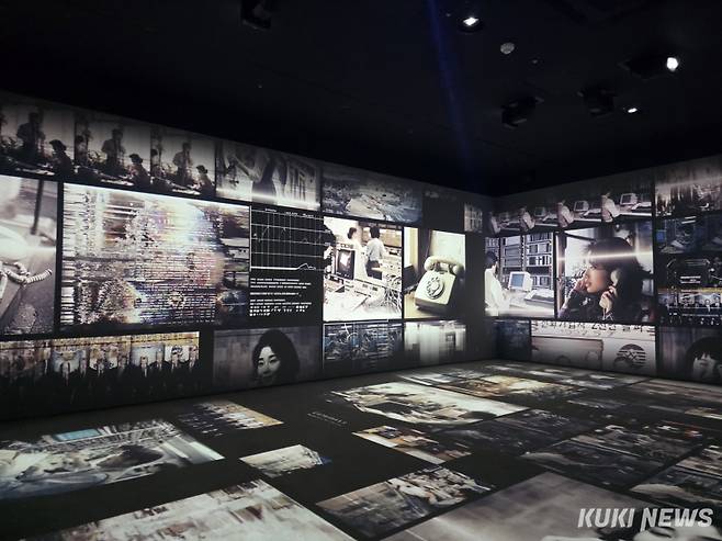 온마루 몰입형 미디어 아트 감상 공간 ‘빛의 중정’. 정우진 기자