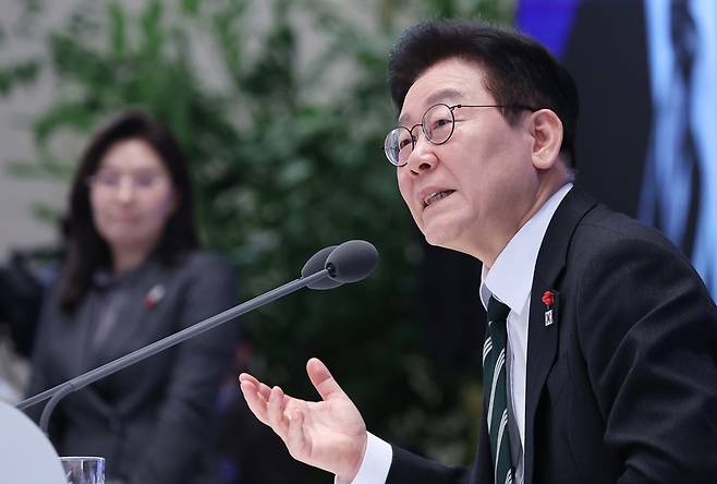 이재명 대통령이 21일 청와대 영빈관에서 열린 신년기자회견에서 발언하고 있다. 2026.1.21 / 사진=연합뉴스