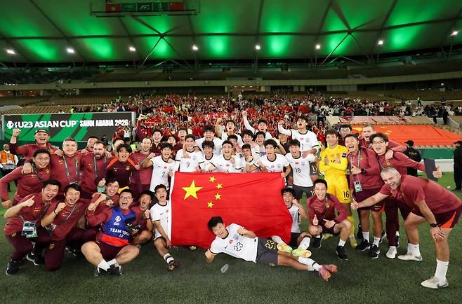 中, '결승행+한국 2번 박살' 비밀무기 있었다…전북 현대 DNA 눈에 띄네→최고의 '중국인 K리거', 코치로 맹활약