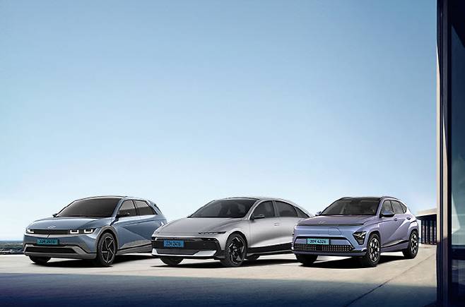 현대자동차가 전기차 보조금 공모에 발맞춰 전기차 구매 고객의 혜택을 강화하기 위해 저금리 프로모션인 ‘현대 EV 부담 Down 프로모션’의 금리를 대폭 인하한다. (사진=현대차)