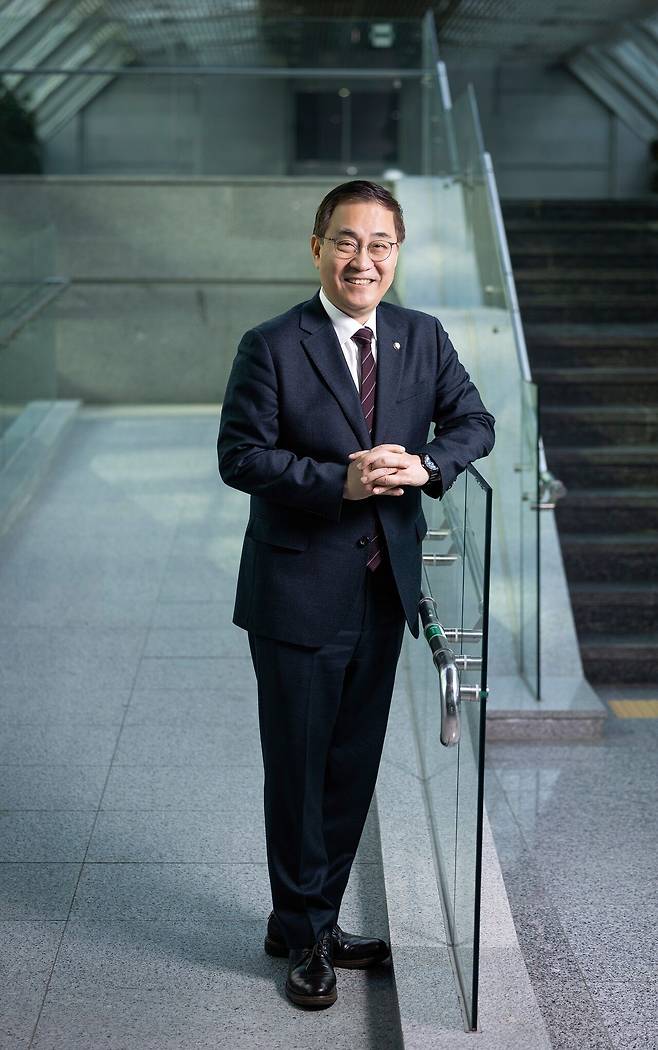최형두 국민의힘 의원은 14일 월간중앙과의 인터뷰에서 “이번 지방선거는 우리 당이 국민으로부터 다시 신뢰를 얻느냐, 그러지 못하느냐의 갈 림길”이라고 했다. 최영재 기자