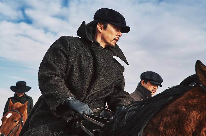 Actor Hyun Bin portrays independence activist Ahn Jung-geun in the film “Harbin” (2024). [CJ ENM]