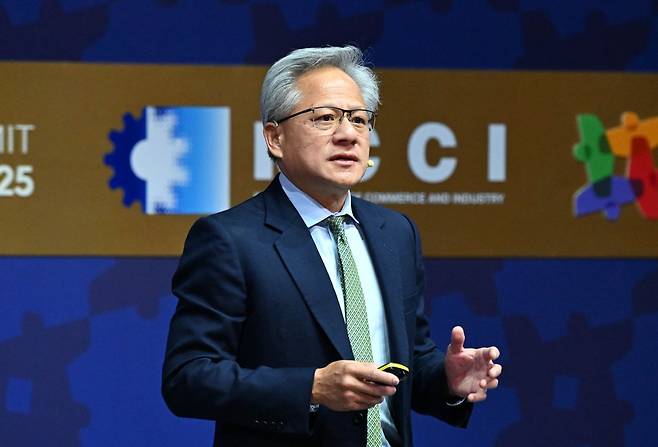 지난해 10월 APEC CEO 서밋에서 연설하는 젠슨 황 엔비디아 최고경영자(CEO). 국민일보 DB