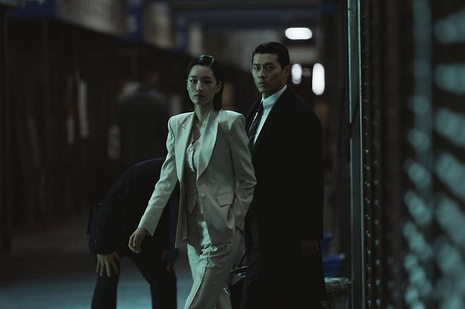 ‘메이드 인 코리아’ 원지안과 현빈. 사진ㅣ월트디즈니컴퍼니 코리아