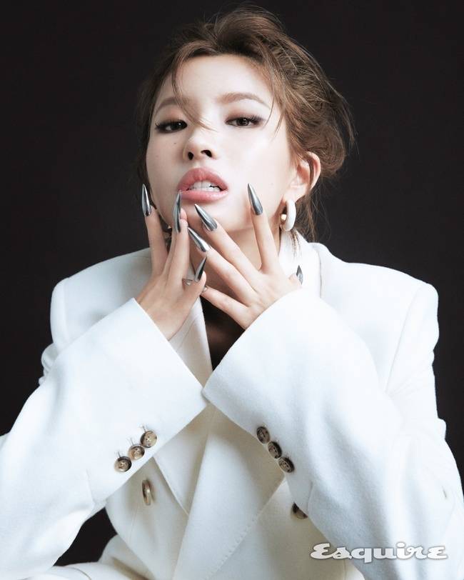 에스콰이어 코리아 제공