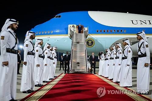 작년 10월 카타르를 방문한 도널드 트럼프 미국 대통령 [UPI 연합뉴스 자료사진. 재판매 및 DB 금지]