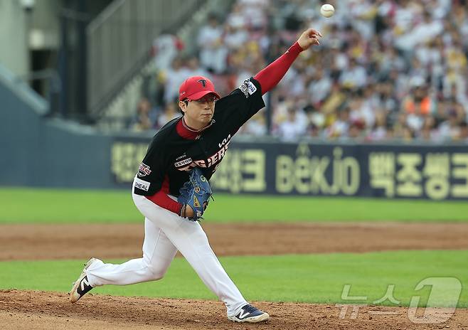 역투하는 KIA 타이거즈 투수 양현종. 2025.9.14/뉴스1 ⓒ News1 김진환 기자