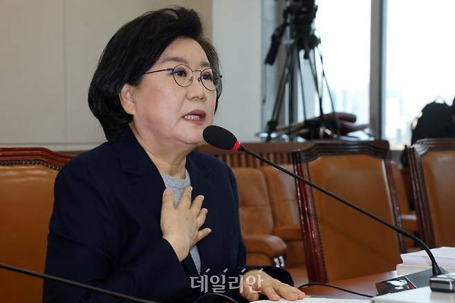 이혜훈 기획예산처 장관 후보자가 23일 오전 서울 여의도 국회 재정경제기획위원회 전체회의에서 열린 인사청문회에서 의원 질의에 답변하고 있다. ⓒ뉴시스