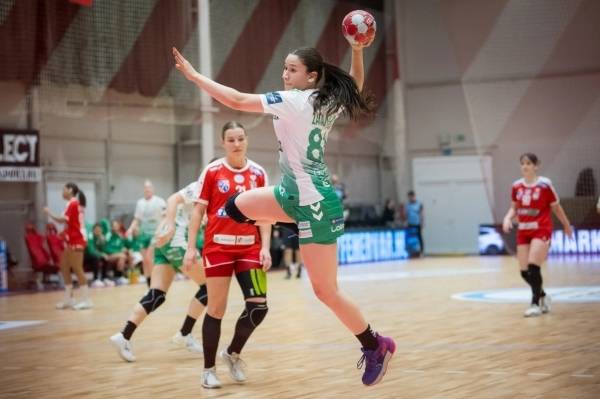 사진 2025/26 헝가리 여자 핸드볼 K&H 리그 교리 아우디와 두나우이바로시의 경기 모습, 사진 출처=교리 아우디