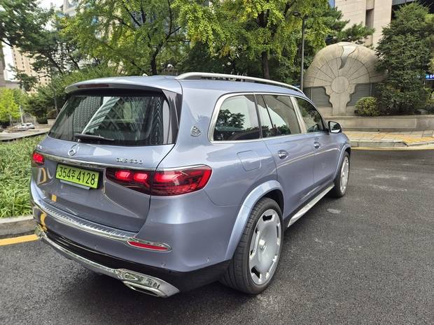 메르세데스 마이바흐 GLS 600 4MATIC 마누팍투어의 후면부. 유민환 기자