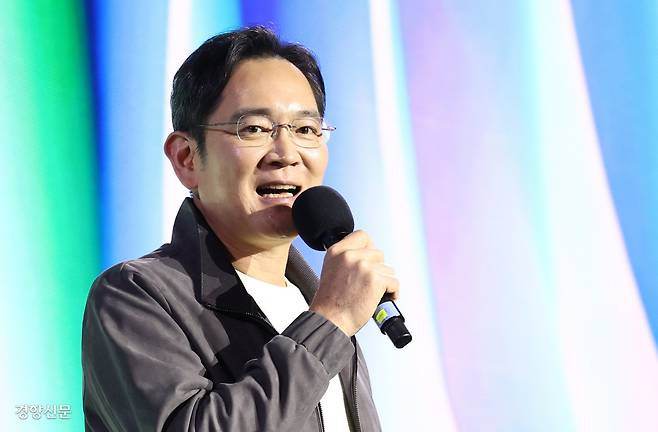 이재용 삼성전자 회장이 지난해 10월 서울 강남구 코엑스 K-POP 광장에서 열린 지포스 게이머 페스티벌에서 발언하고 있다. 권도현 기자