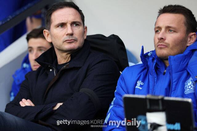 상대 라이트백 덩치가 컸다…챔피언십 1위팀 합류 후 양민혁 사라진 이유 폭로