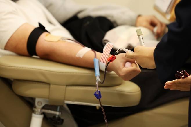 23일 오전 광주 동구 헌혈의집 충장로센터에서 시민들이 헌혈을 하고 있다. 2026.1.23 뉴스1