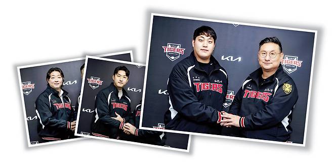 KIA 심재학 단장(맨 오른쪽)이 지난 21일 조상우 홍건희 김범수(오른쪽 사진부터) 등과 FA 계약 뒤 악수하고 있다. KIA 타이거즈 제공